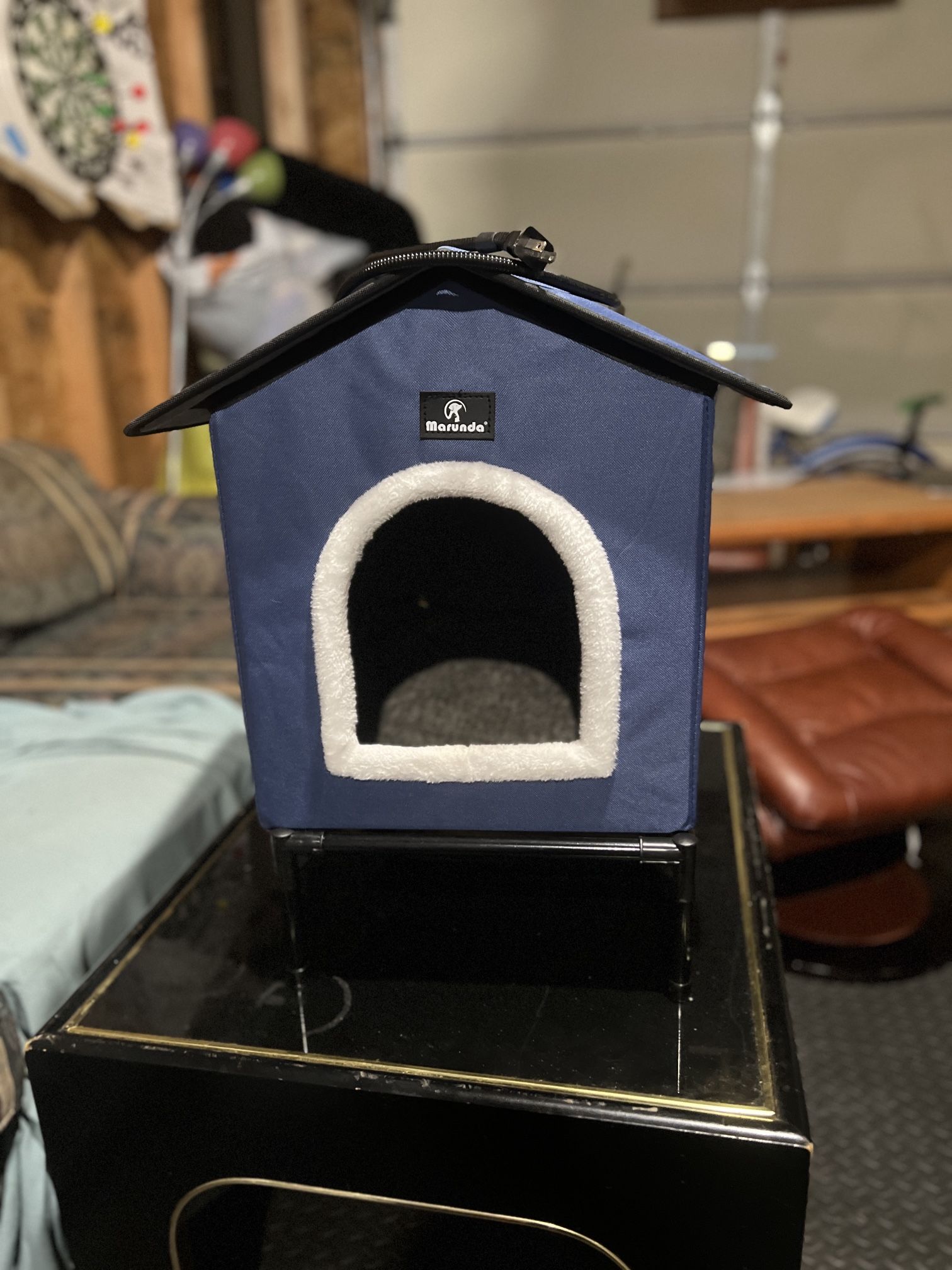 Heated Cat House