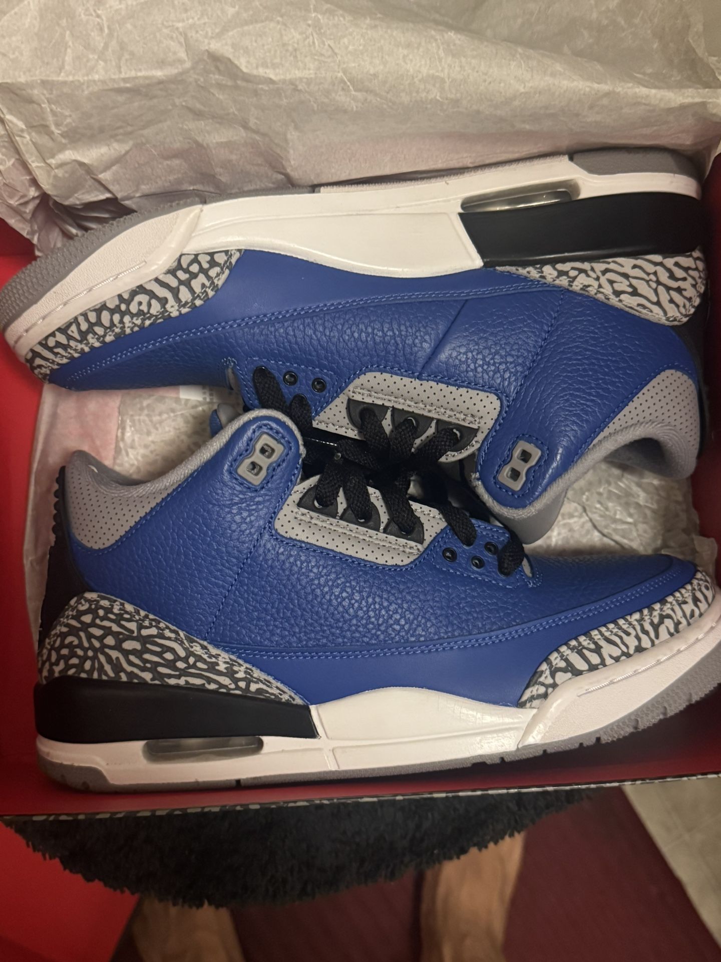 Jordan 3s