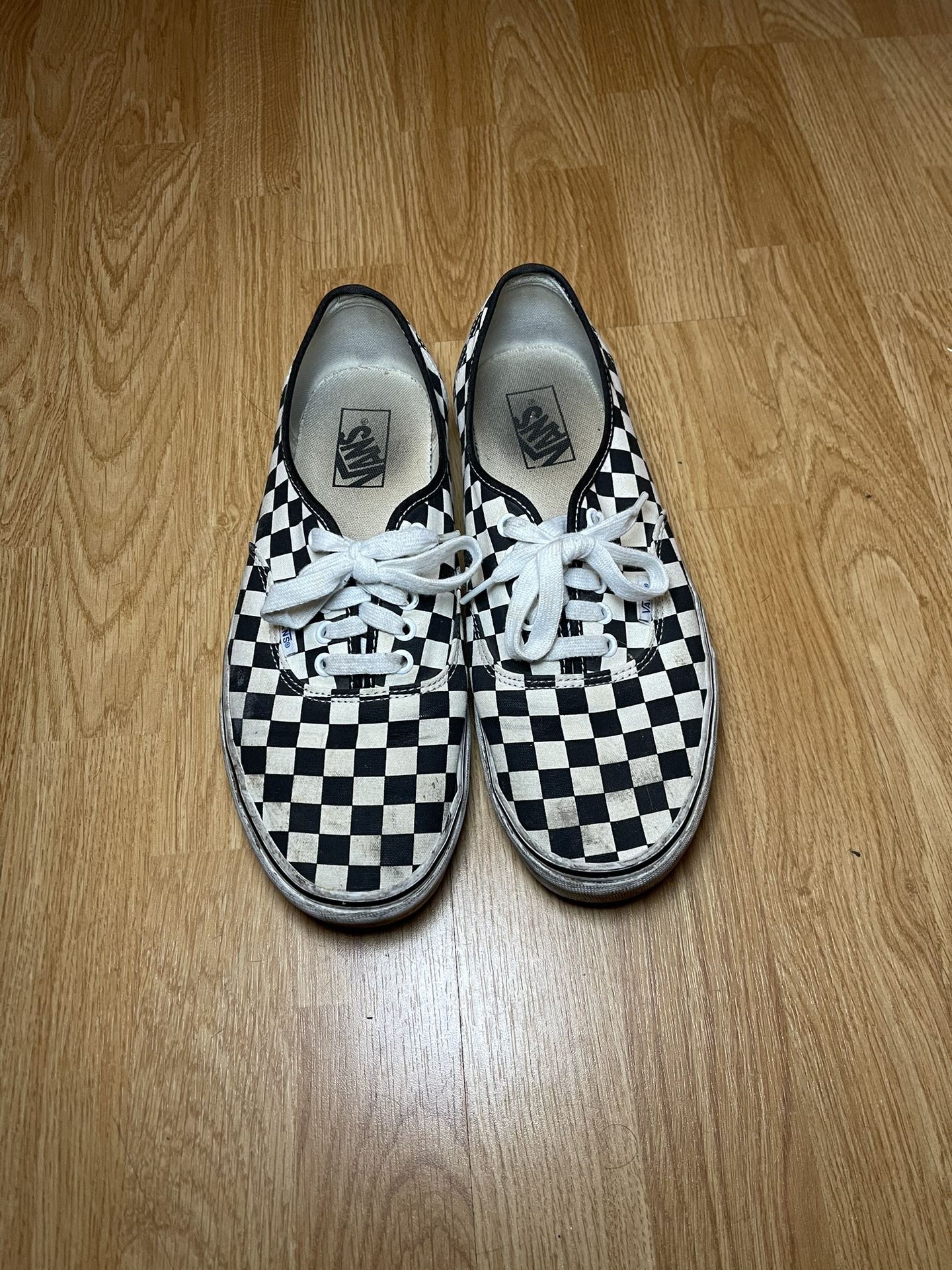 Checkered vans size 10.5
