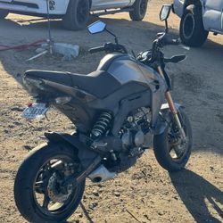 2017 Kawasaki Z125 pro