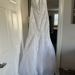 Brand New Wedding Dress 