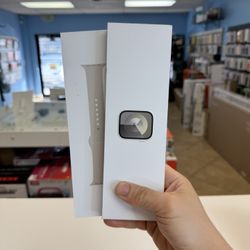 Apple Watch Series 9 45mm Starlight LTE Unlocked New