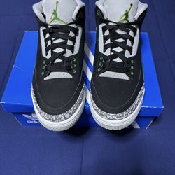 Jordan 3 Retro Pine Green 2021  Size 10