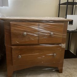 FREE Wood Nightstand Pick Up 3/6 @5:30PM