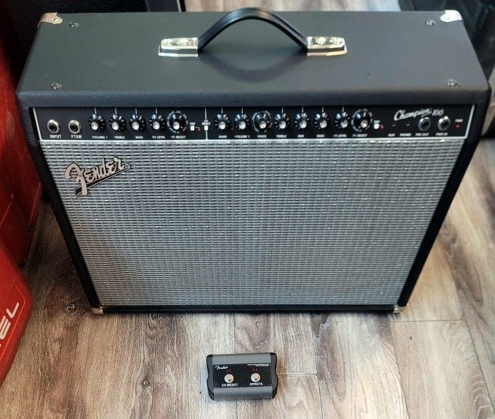 Fender Champion 100 Guitar Combo Amplifier