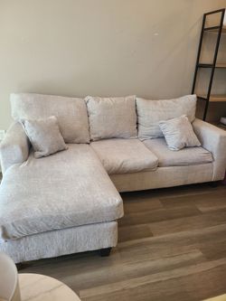 Light Gray Fabric Sectional Sofa with Chaise
