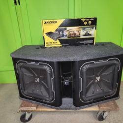 Kicker Subwoofers & Amplifier 