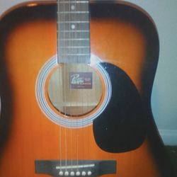 Rogue Acoustic Guitar