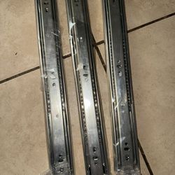 16 Inch - 3 Section Full Extension Ball Bearing Side Mount Drawer Slides 100 Pound Capacity 