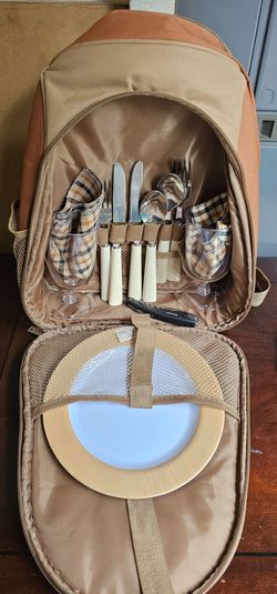 Wine Picnic Backpack Set for 2