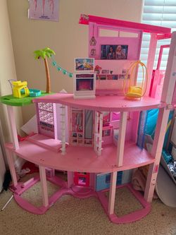 Barbie dream house