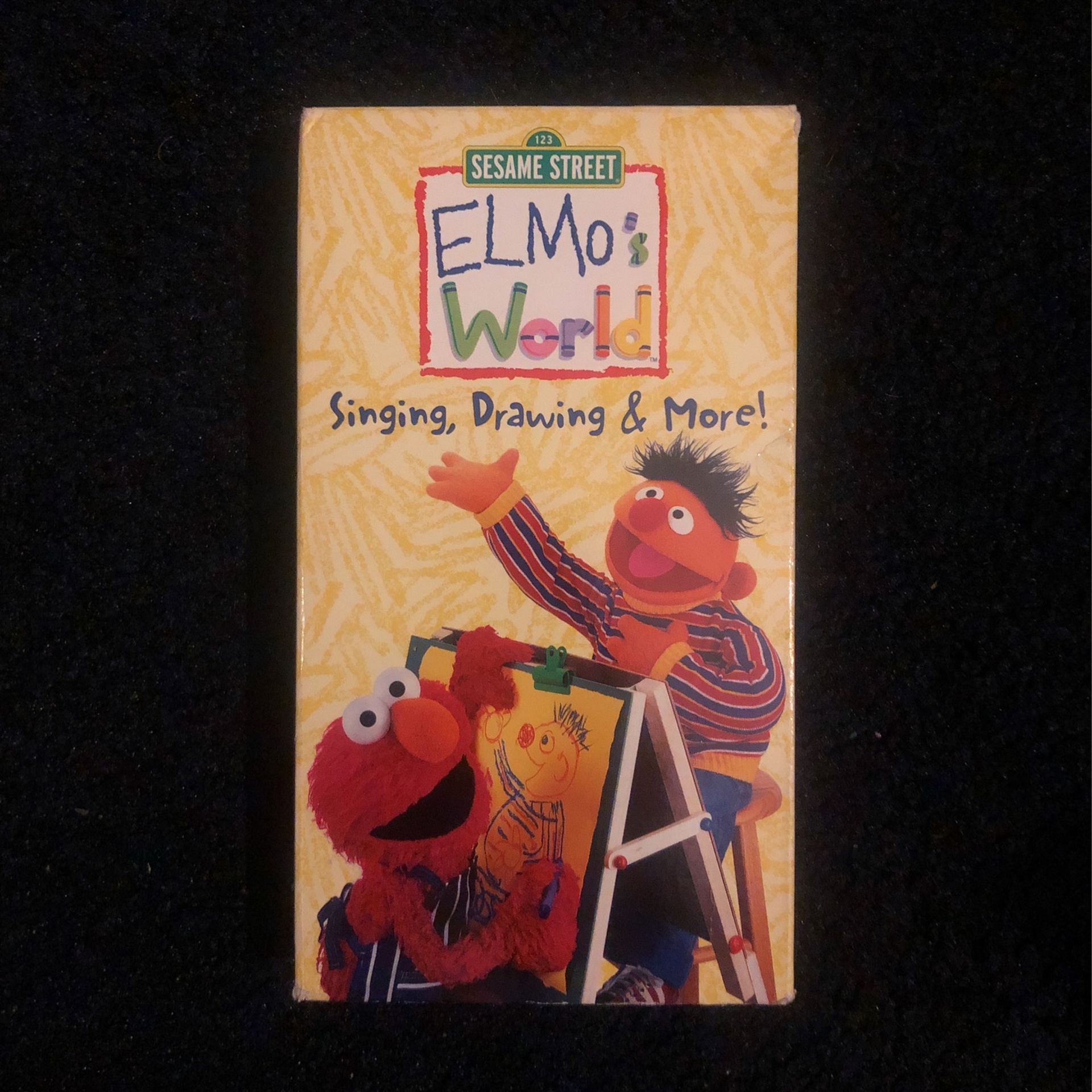 Elmos World Singing Drawing Vhs
