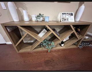 Wood Console Table with X-Pattern Shelves