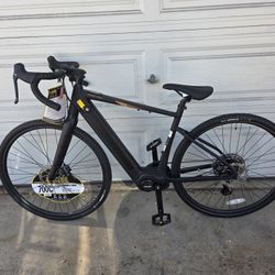 ozark tElectric bike size 29 brand new $900