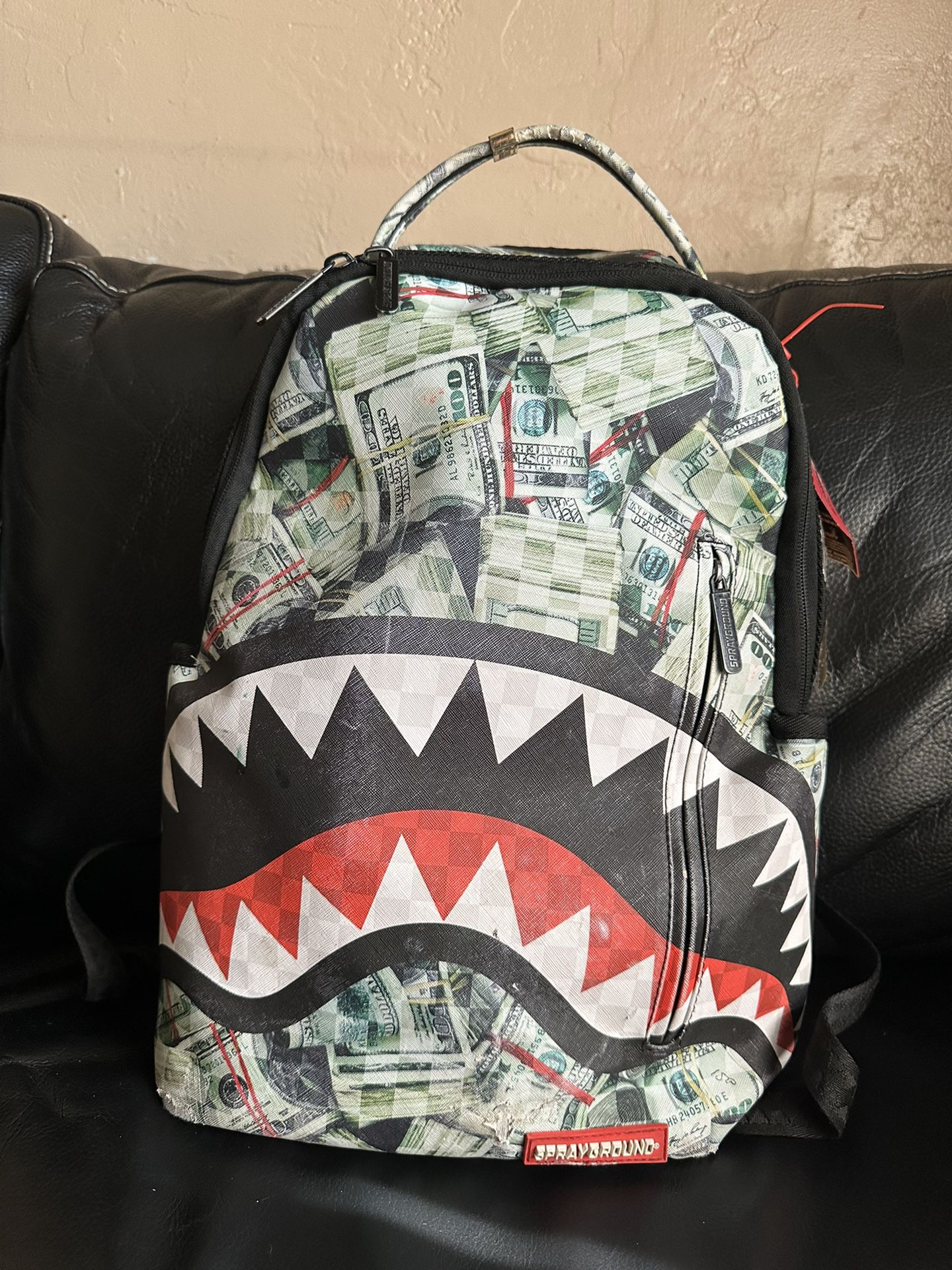 Sprayground Mama I Made It Backpack for Sale in Miami, FL - OfferUp