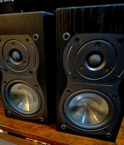 2 Phase Technology Teatro 4.5 Inch Bookshelf Speakers