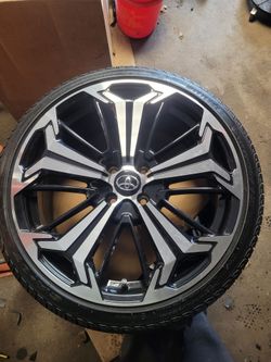 18" OEM Toyota rims with tires 4X100 -MINT