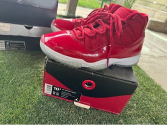 Jordan 11s