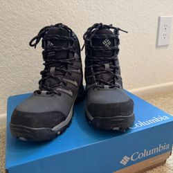 Columbia Men's Gunnison Ii Omni-Heat Snow Boot (Size 7, Like New)