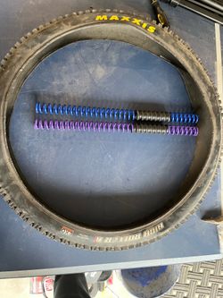 Maxxis high roller and front shocks