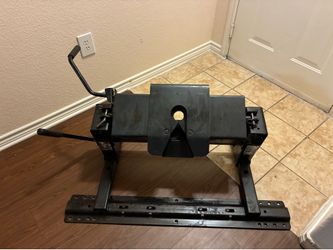 Reese Pro Series quik slide 16K fifth wheel hitch