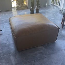 Beautiful Leather Ottoman real Leather Camel 