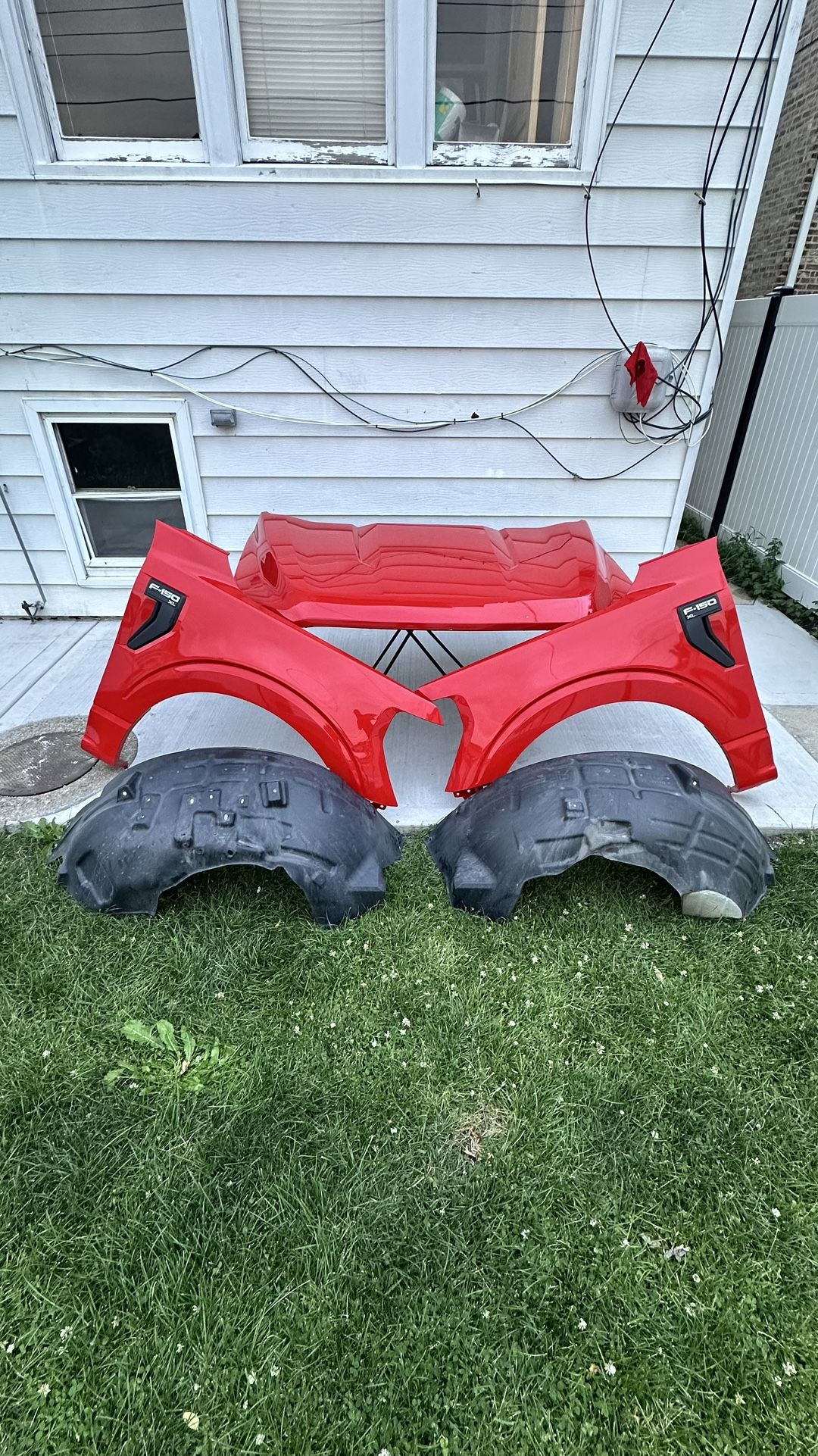 21-23 Ford F-150 OEM parts (race red color)