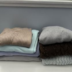 Sweaters & Hoodies Size Large 