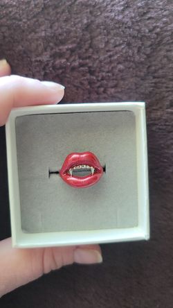 Fun Vampire ring - adjustable