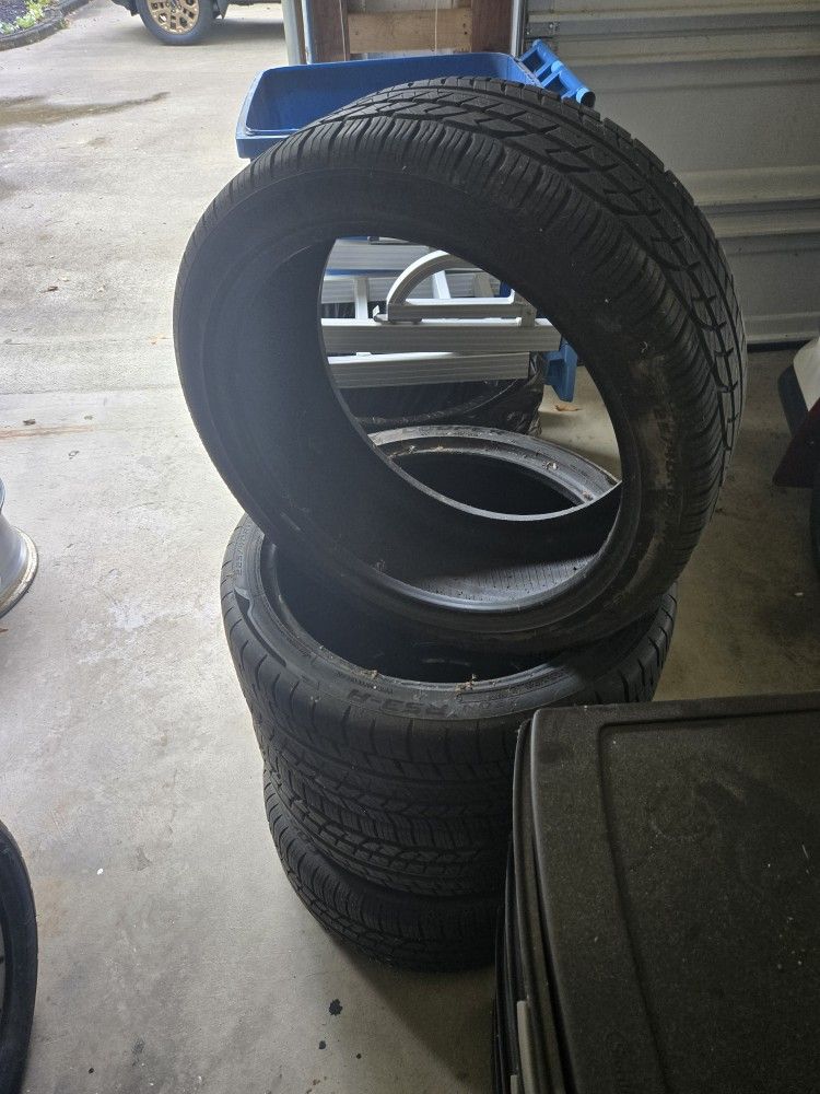 Cooper Tires Set Of 4
