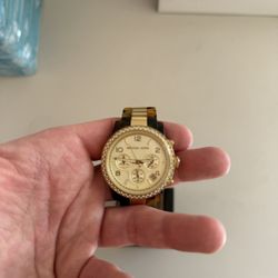 Michael Kors (Women’s Watch)