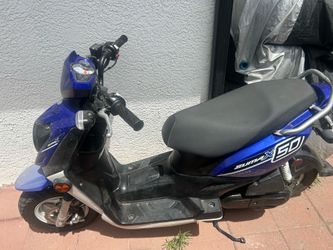 Moped Zuma X50