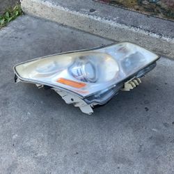Infiniti G35 Right Headlight