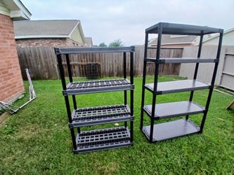 Stand plastic $100 los Dos