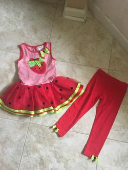 NWT Strawberry 2 Pcs Outfit Set