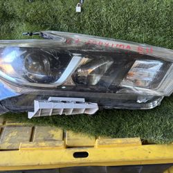 2017 Nissan Maxima RH Headlight 
