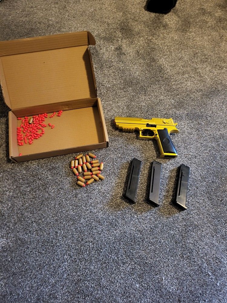 Golden Desert Eagle Toy Gun