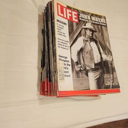 Life Magazines Most Are In Good Condition