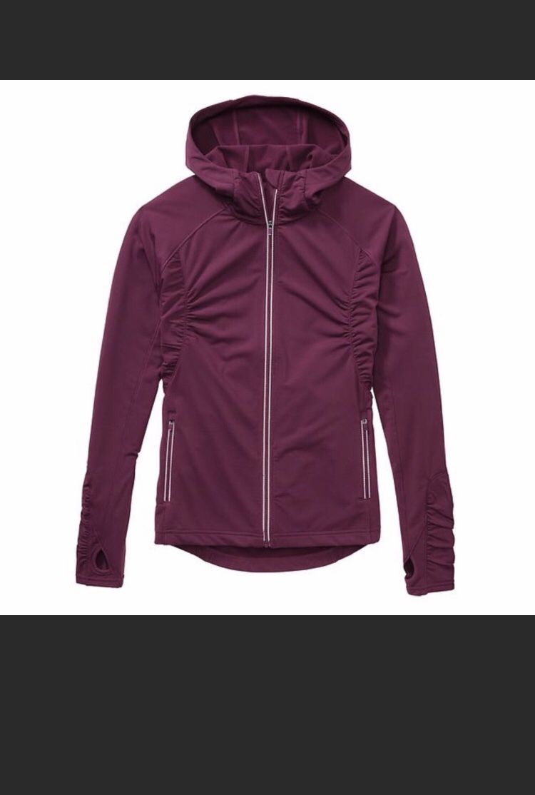 Athleta Half Mile Hoodie Jacket Full Zip Ruched Thumb holes Sz XS Plum Purple. Condition is Pre-owned. See pictures ask questions and make an offer!