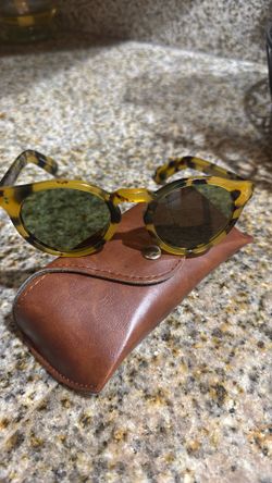 Oliver Peoples Sunglasses 🕶️