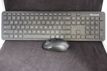 Keyboard and mouse in box