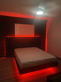 Floating Bed
