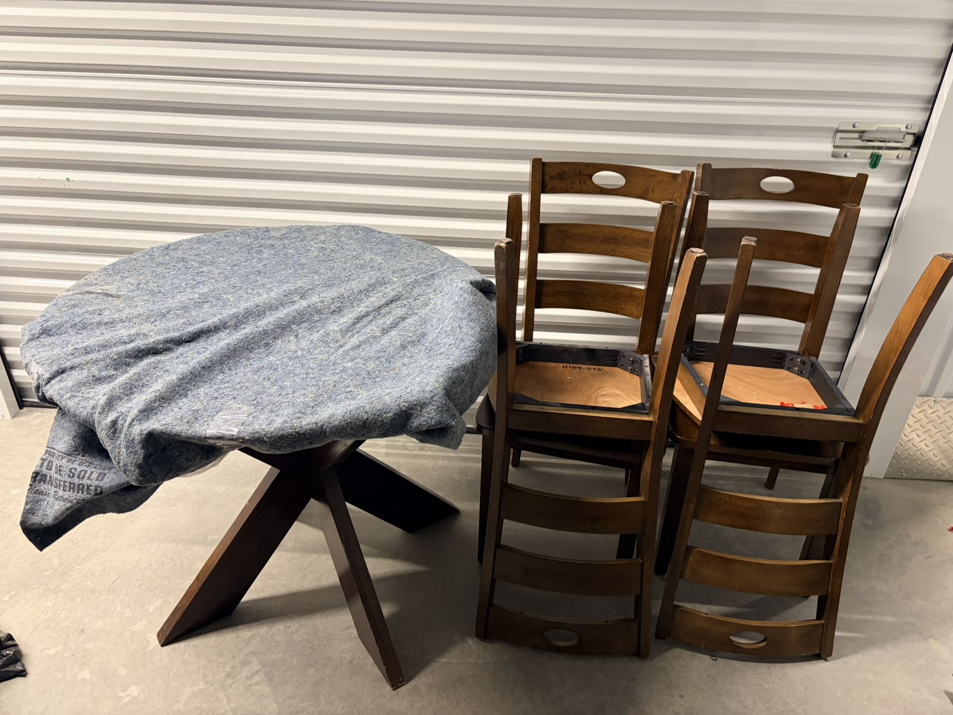 Kitchen Glass Round Table
