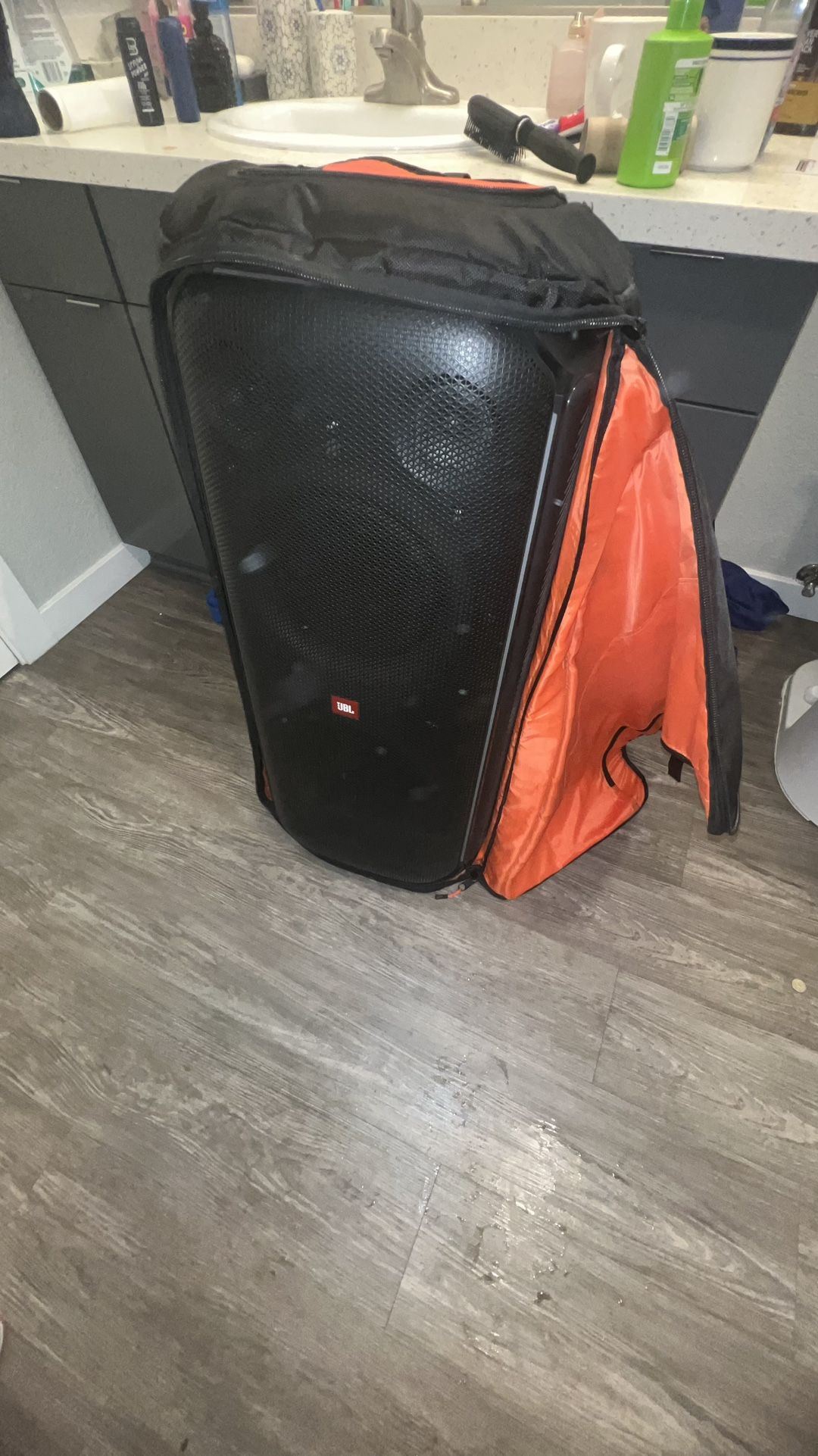 Jbl 710 Party Box
