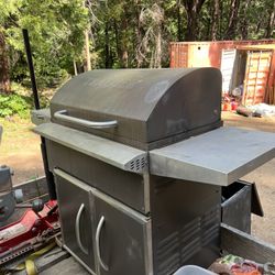 Traeger Grill  Smoker
