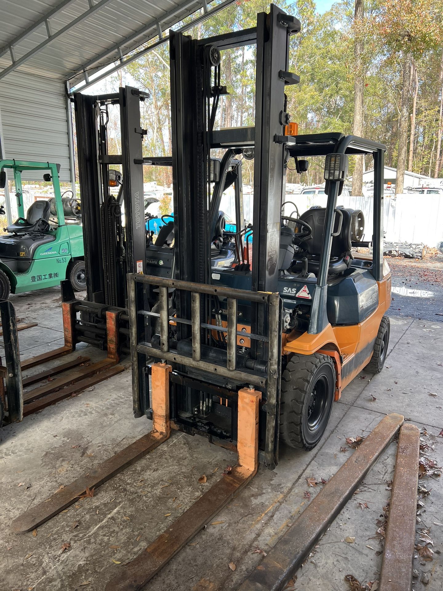 Used Japanese Imported 2005 Toyota 42-7FG25 Forklift Truck