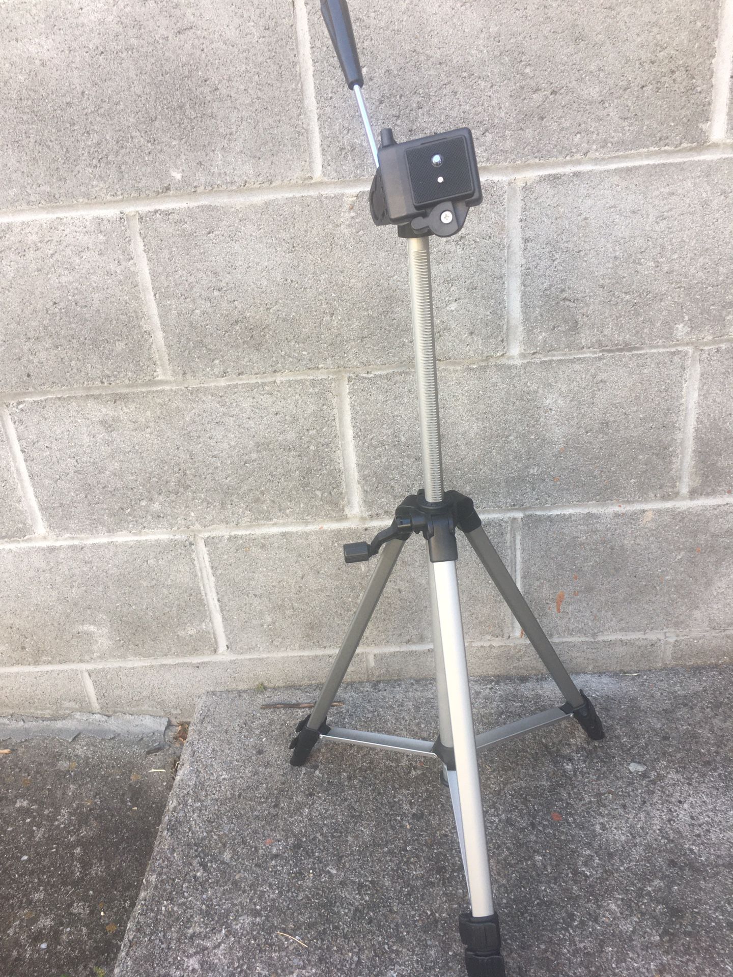 Camera stand