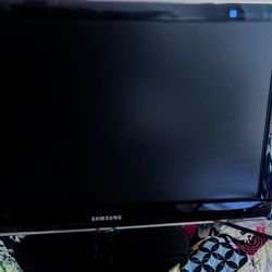 Samsung 23 Inch Syncmaster HDTV/Momitor  