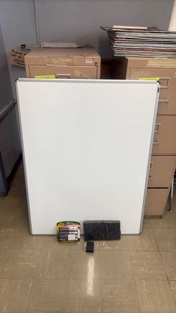 Magnetic Dry Erase white board(read description)