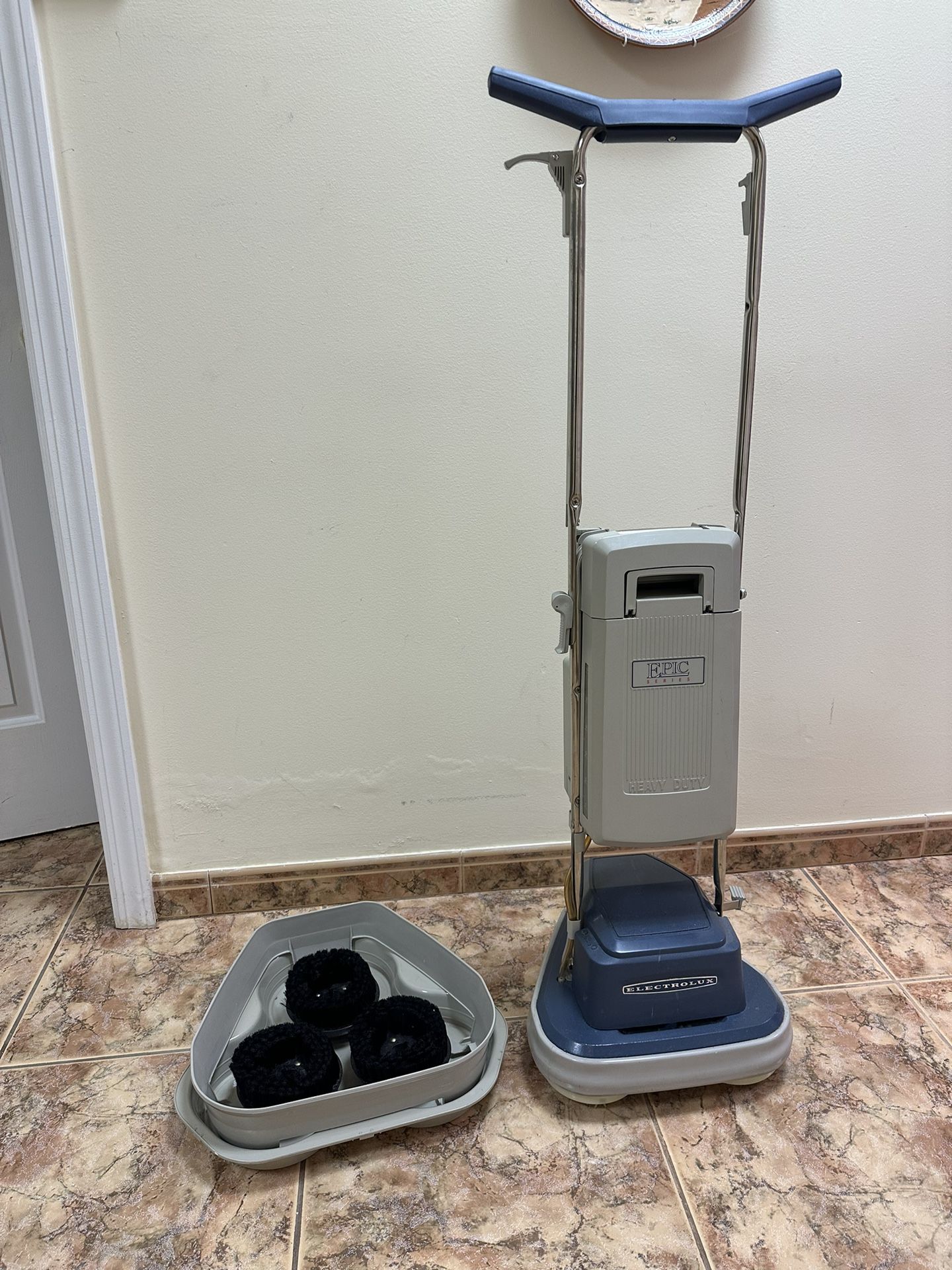 Electrolux Floor Carpet Shampooer 1739